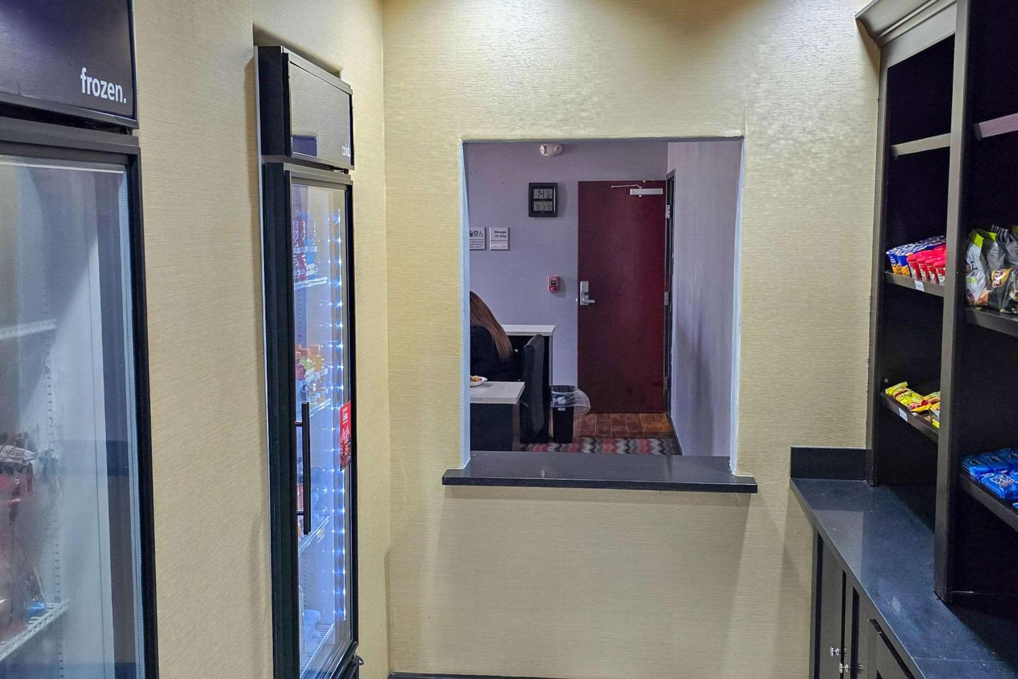 Quality Inn & Suites Pearsall Exterior foto