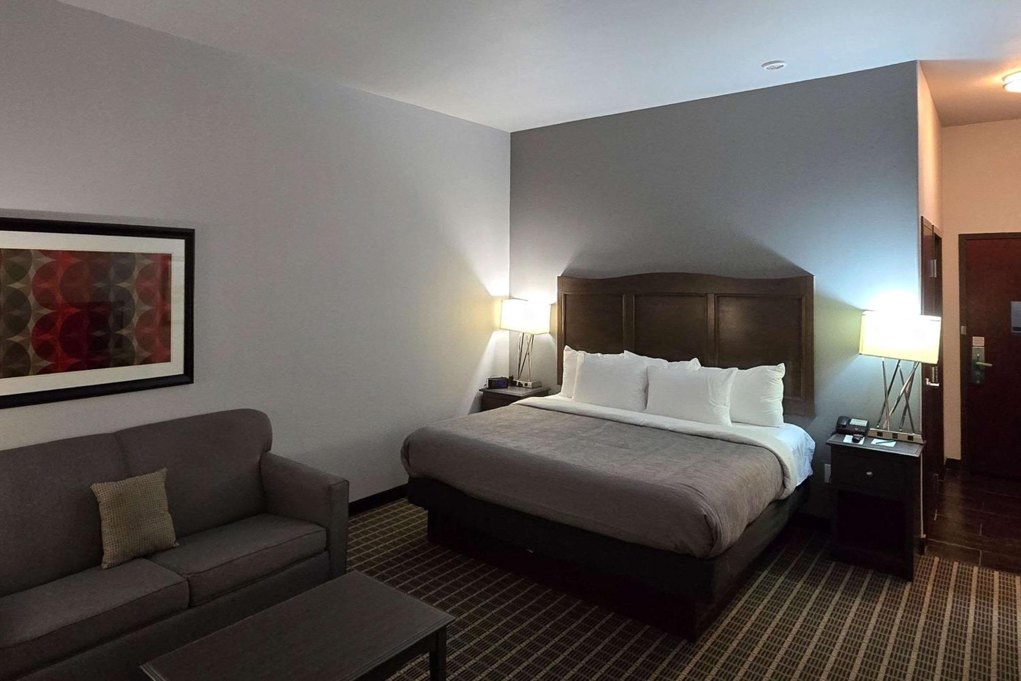 Quality Inn & Suites Pearsall Exterior foto
